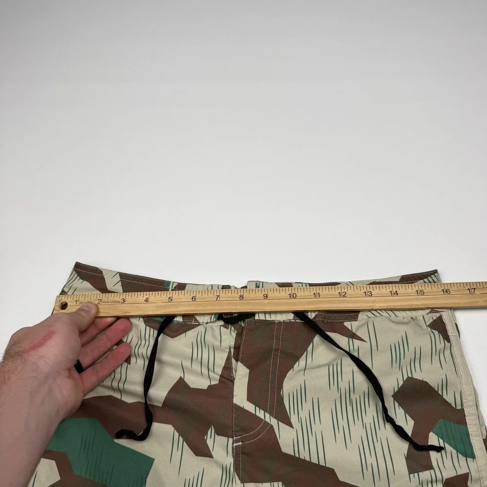Tachuntfish Shorts Mens Small Beige Camo Swim Trunks Drawstring Hunting